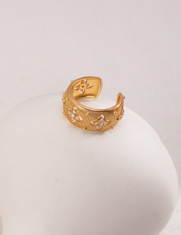 Pure silver zircon flower simple open ring